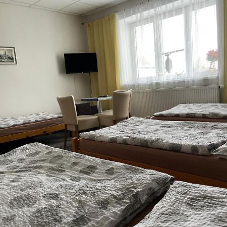 Cetnicka Stanice Hluboka Hluboka nad Vltavou Luaran gambar