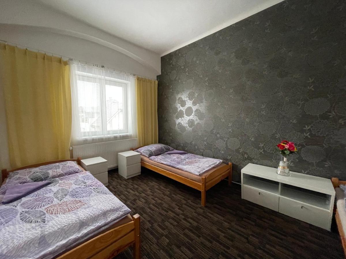 Cetnicka Stanice Hluboka Hluboka nad Vltavou Luaran gambar