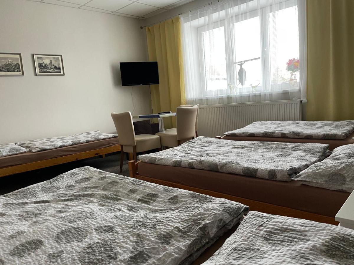 Cetnicka Stanice Hluboka Hluboka nad Vltavou Luaran gambar