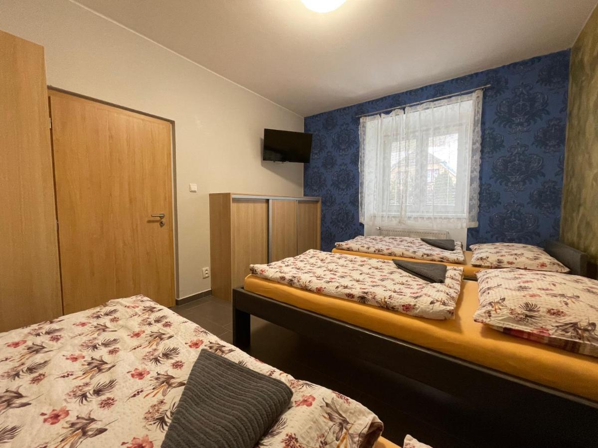Cetnicka Stanice Hluboka Hluboka nad Vltavou Luaran gambar