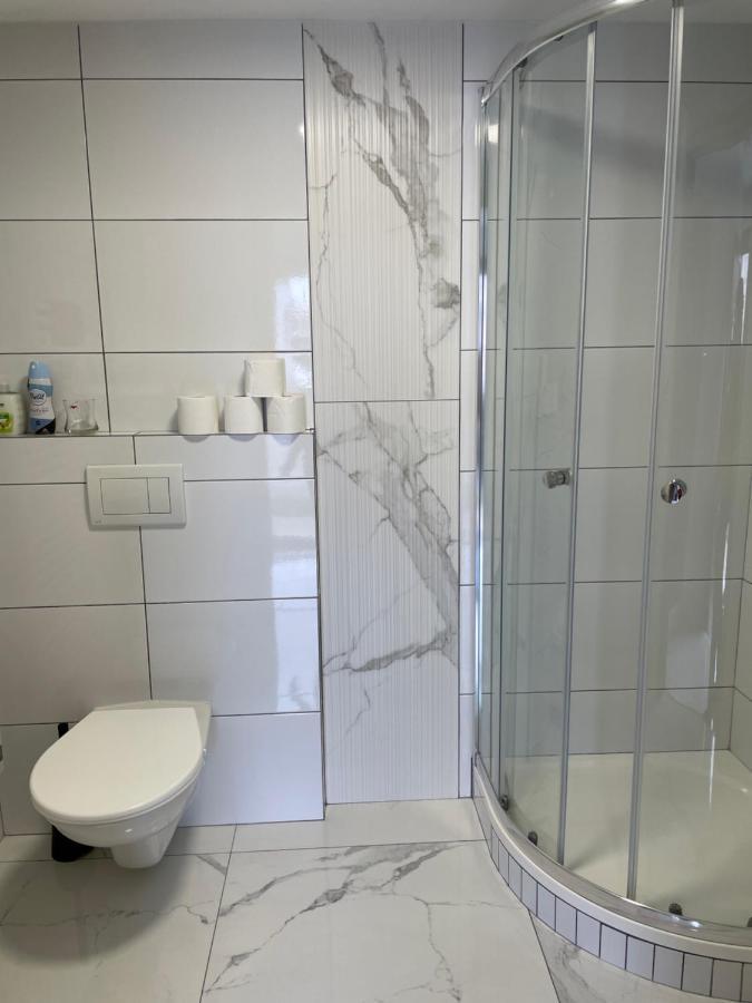 Cetnicka Stanice Hluboka Hluboka nad Vltavou Luaran gambar