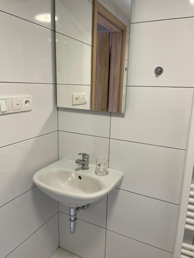Cetnicka Stanice Hluboka Hluboka nad Vltavou Luaran gambar